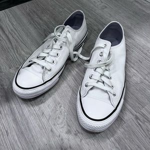 Converse All Star Chuck Taylor size 8.5